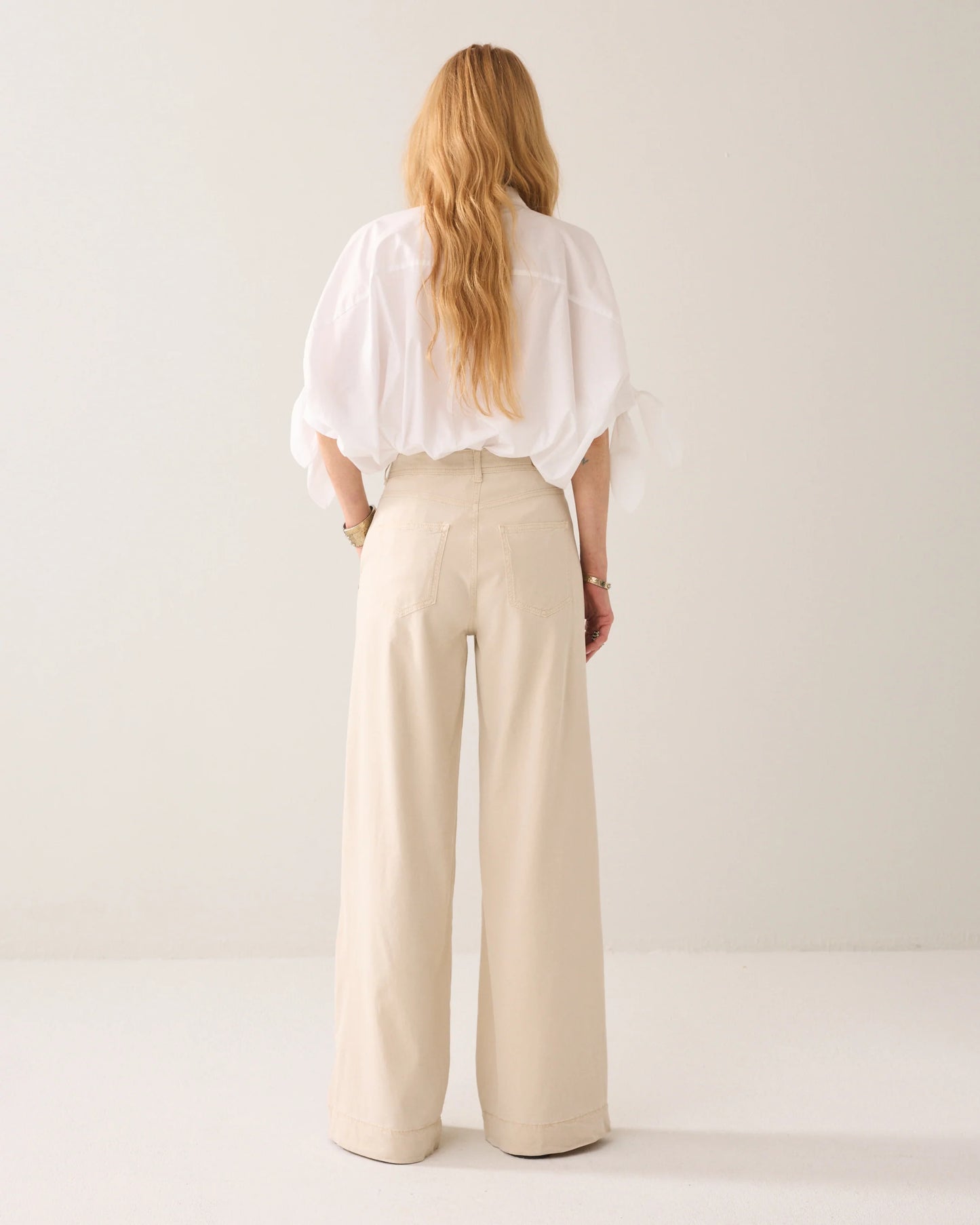 Summum-Long-Trousers-in-Lyocell-Blend-Beige-back-view