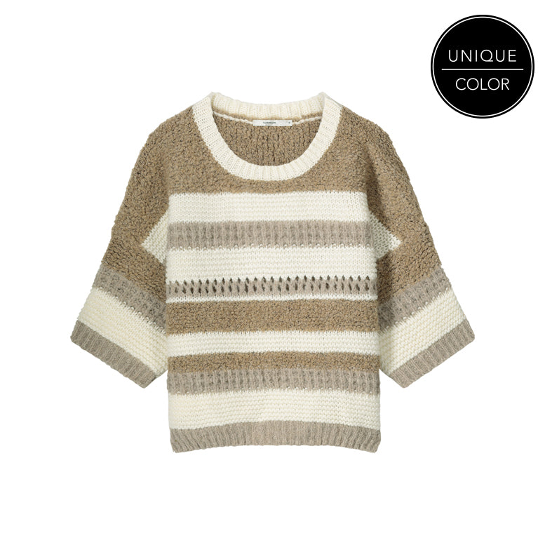 Boxy sweater multi yarn mix knit