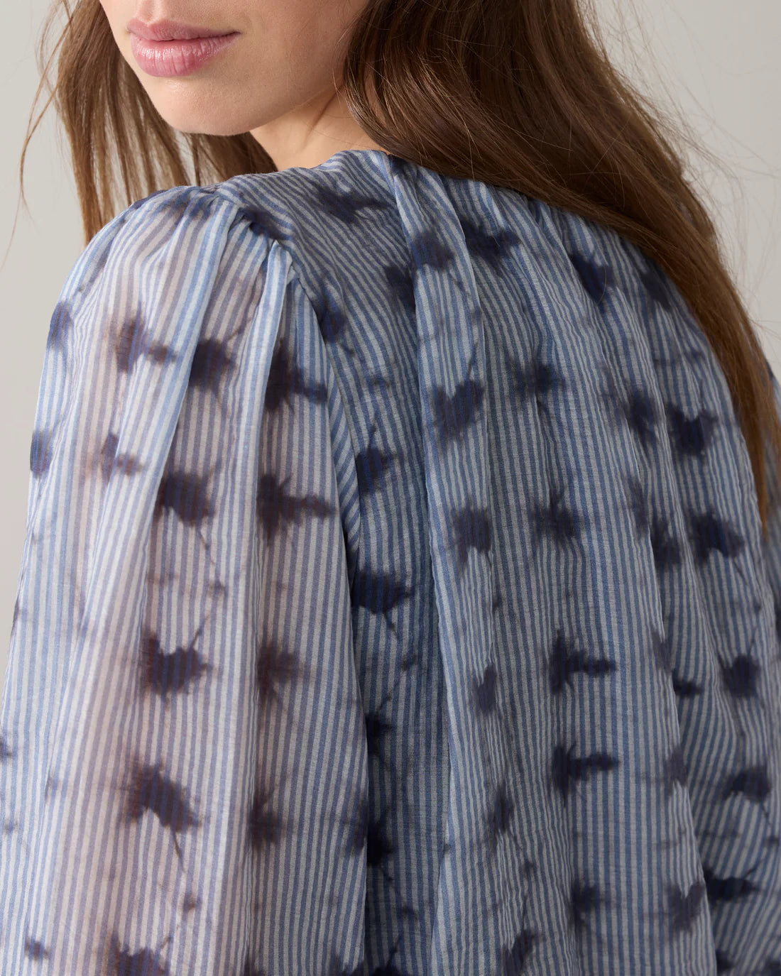 Summum - Blouse Tie Dye Stripe - Soft Blue