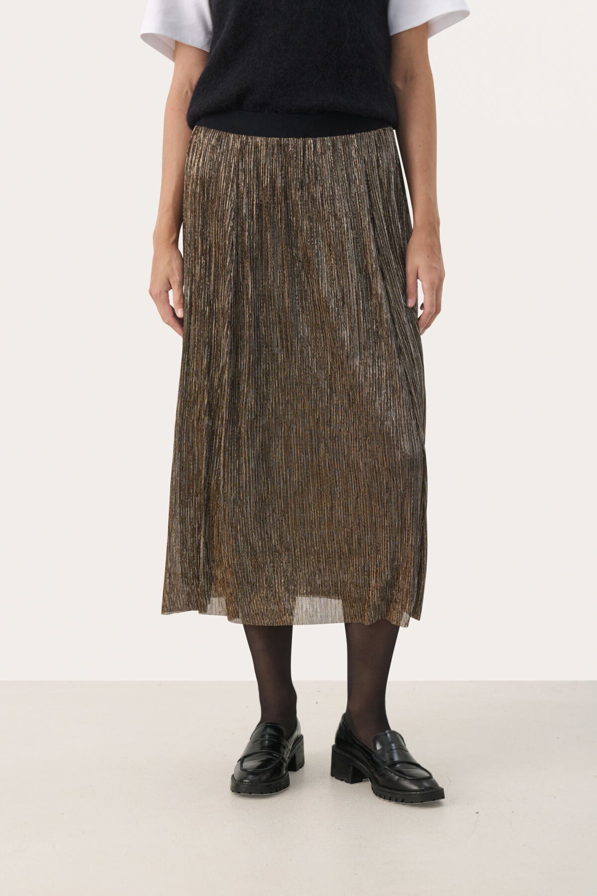 Cipo Black Metallic Skirt