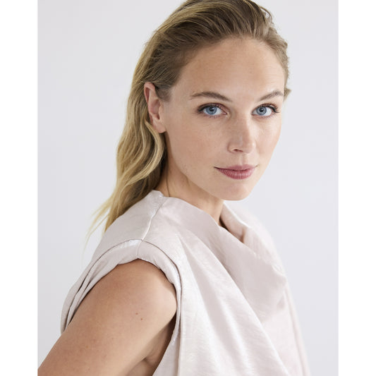 Summum - Shimmery Sleeveless Top - Ivory