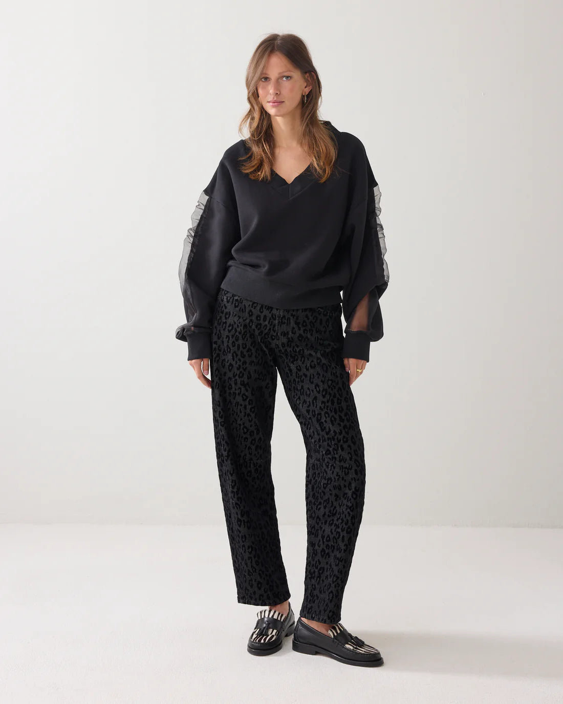 Sweatshirt with voile