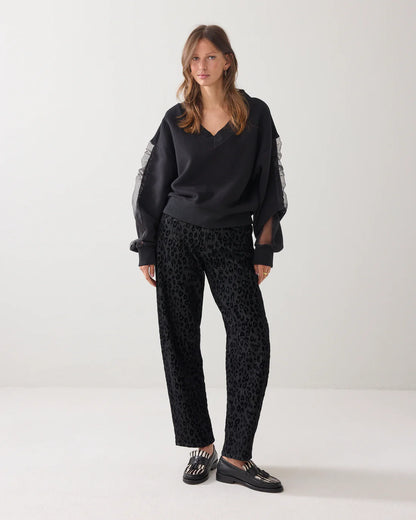 Sweatshirt with voile