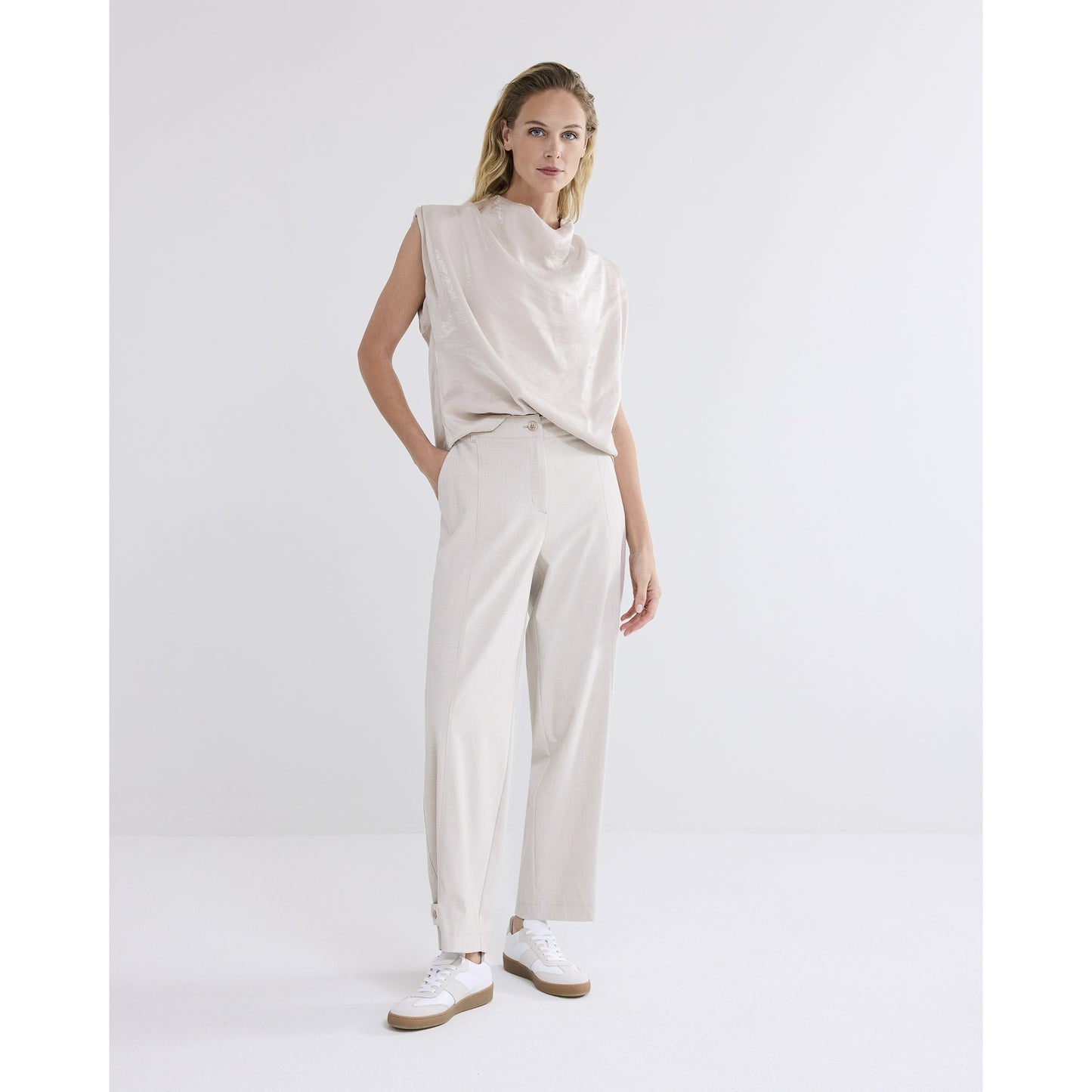 Summum - Shimmery Sleeveless Top - Ivory