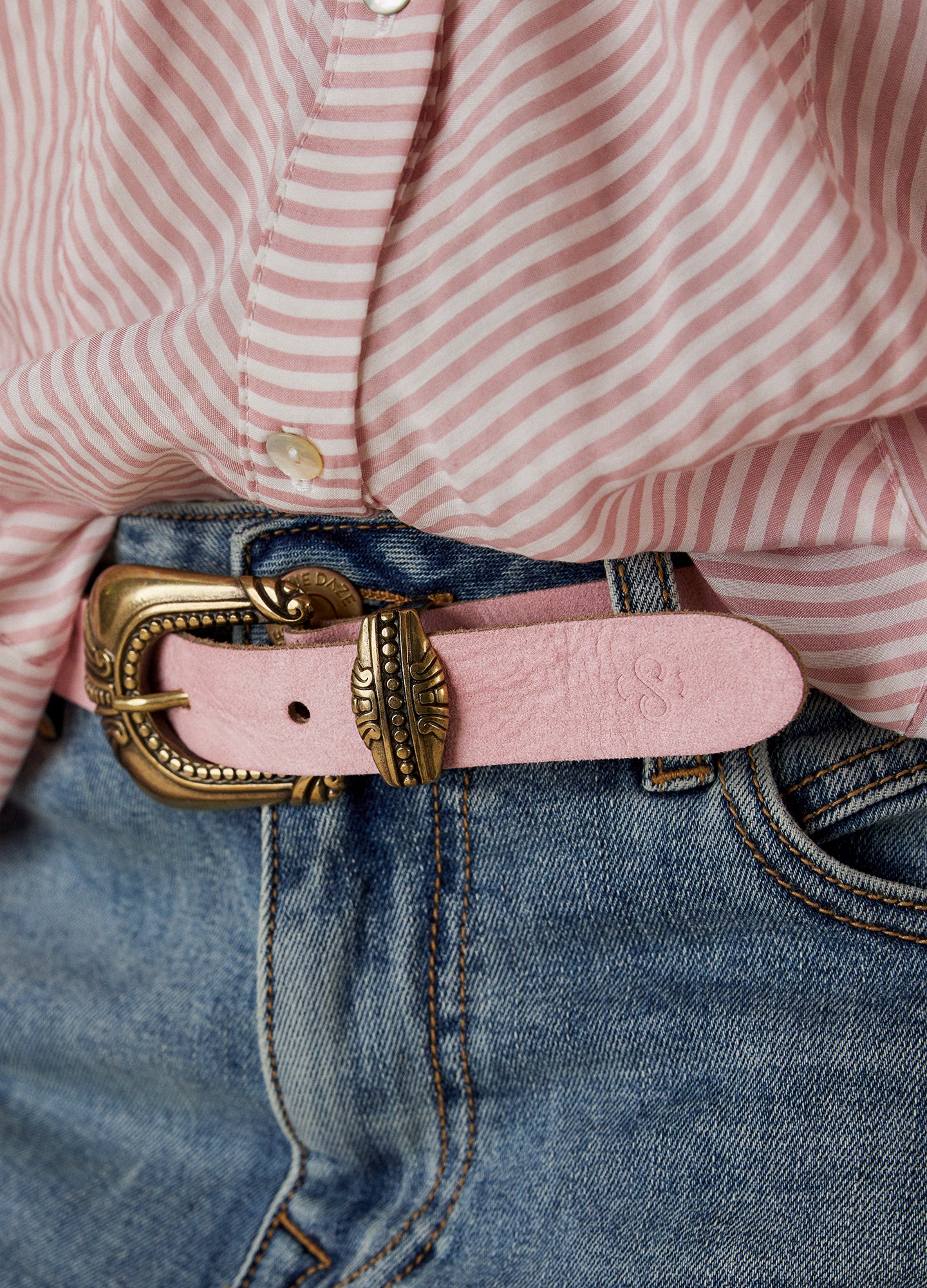 Statement buckle belt