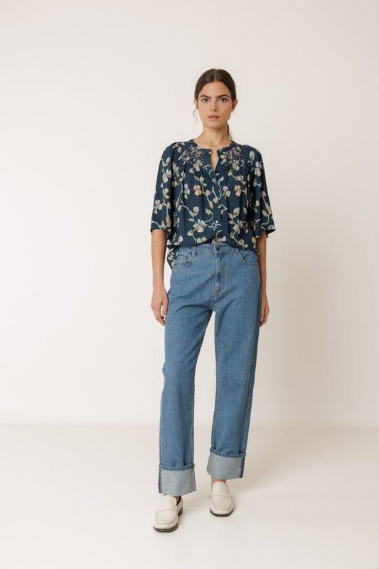Indi & Cold – Smock Detail Shirt – Floral