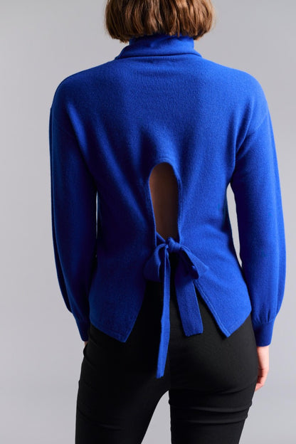 Open back Turtleneck