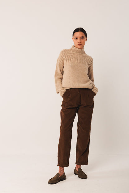 CORDUROY CARROT PANTS
