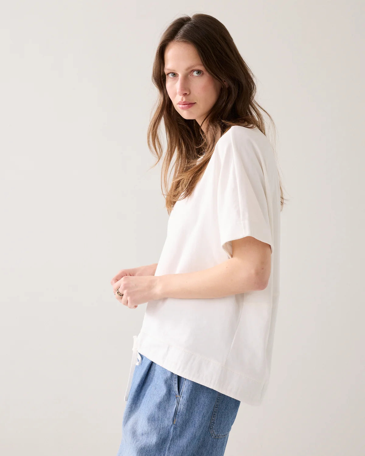 Summum-JerseyTop-ModelSideView