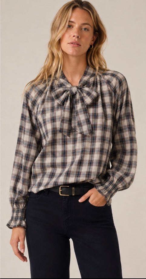 SUM-Blouse-FrontView