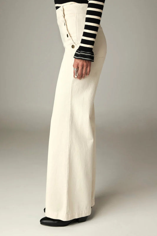 MAI-poesidonpant-sideview
