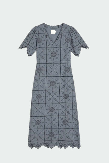 Indi&Cold - Embroidered Perforated Midi Dress - Plomo