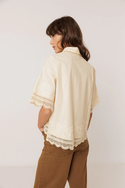 Indi & Cold - Poplin Embroidered Shirt - Mantequilla