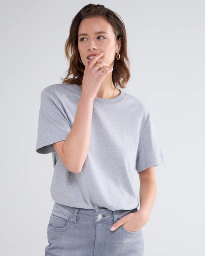 Summum-T-shirt-gray-front-view