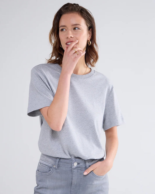 Summum-T-shirt-gray-front-view