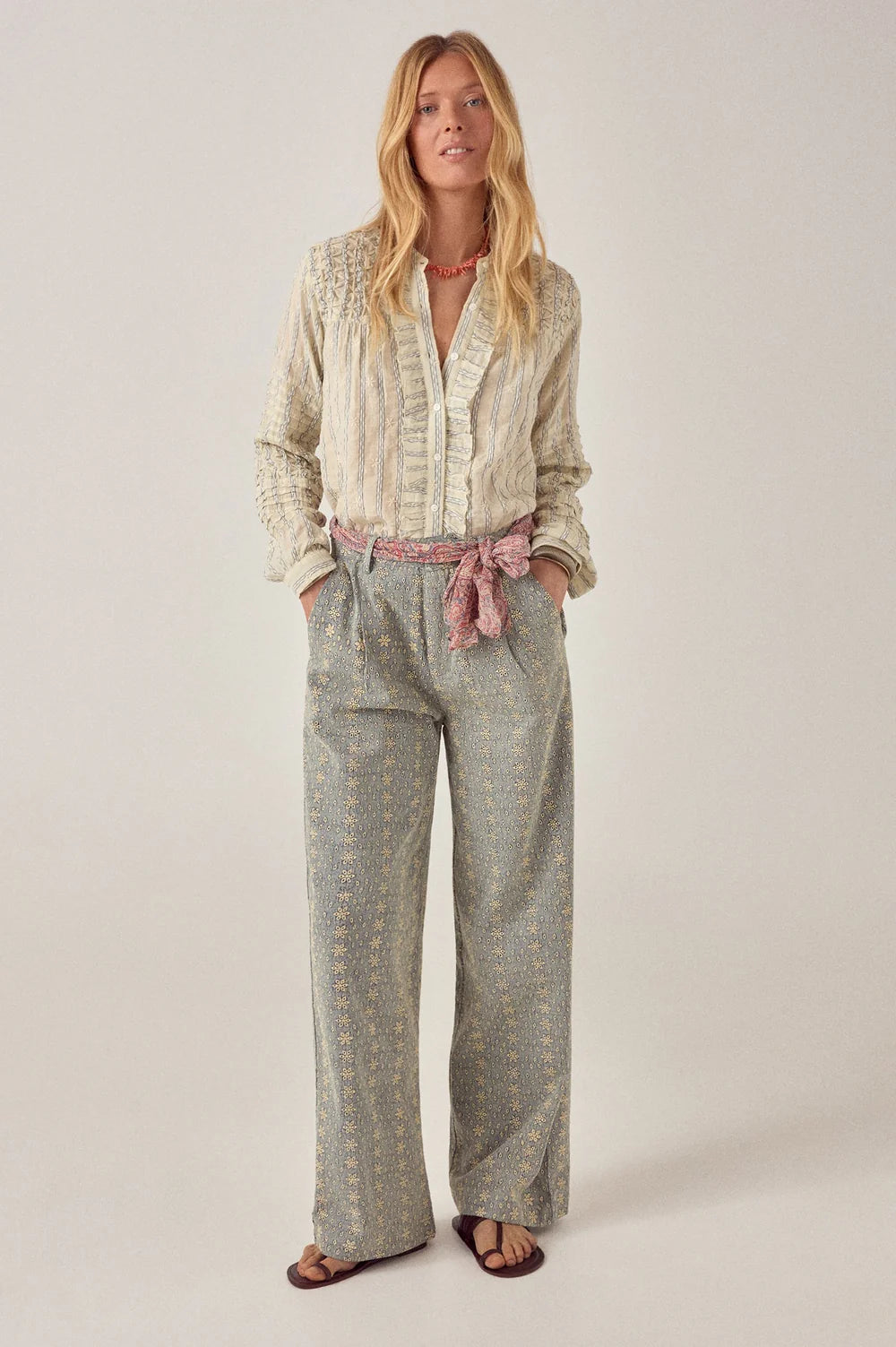 Maison Hotel - Elta Blouse - Cloud Thread