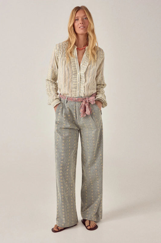 Maison Hotel - Elta Blouse - Cloud Thread