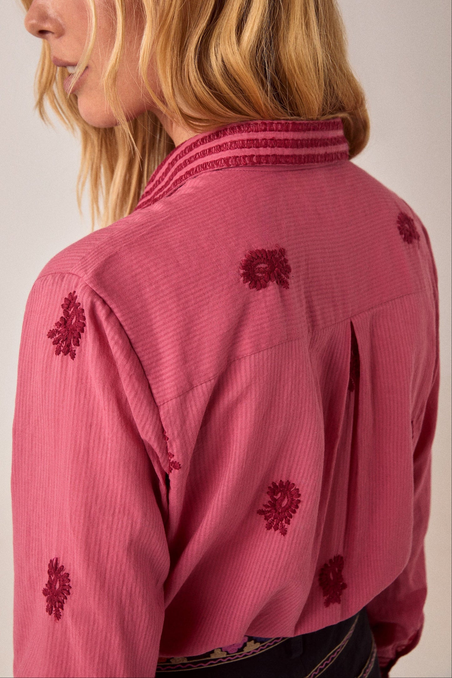 Maison Hotel - Ringo Shirt - Clavel Framboise