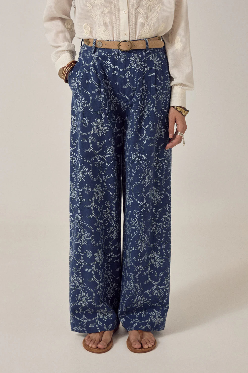 Maison Hotel - Simone Pant - White Fuji