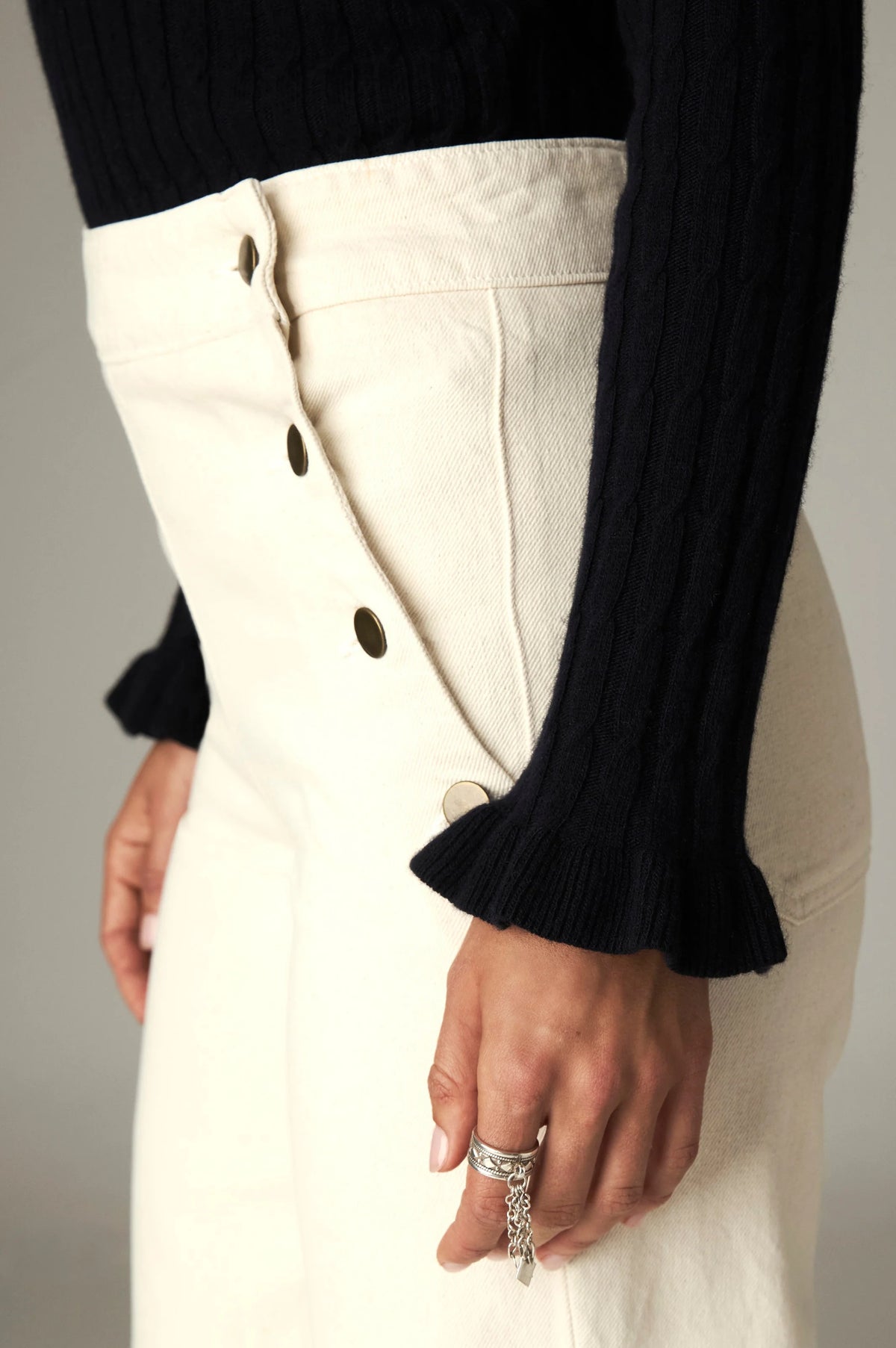 Maison Hotel - Nancy Sweater - Black Frequency