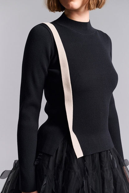 Saku blouse with slit