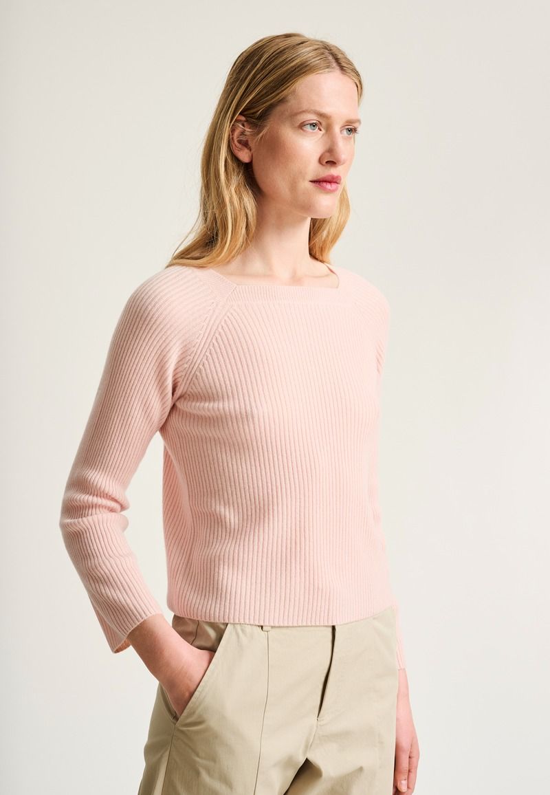 Bitte-Kai-Rand-kumo-cashmere-raglan-blouse-dusty-rose-model-front-view