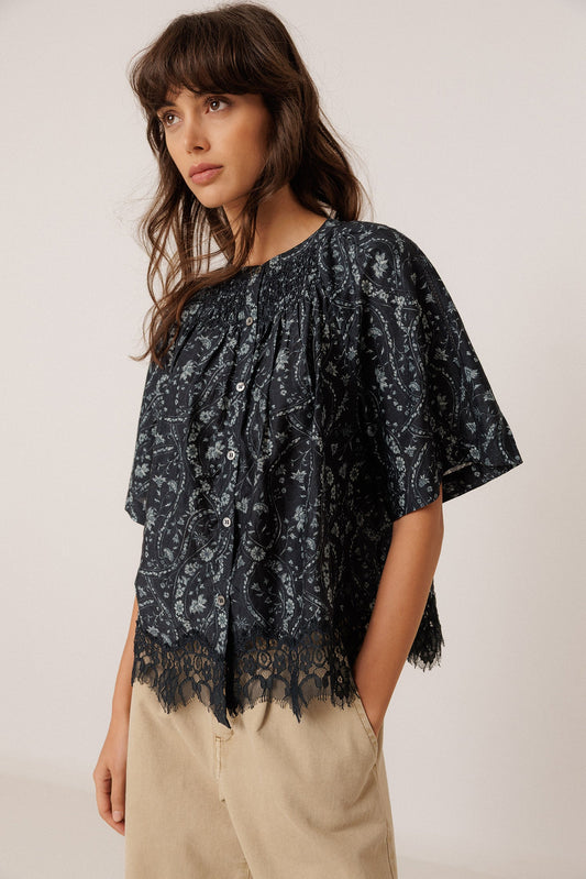 indi-and-cold-vintage-crop-blouse-navy-model-front-view