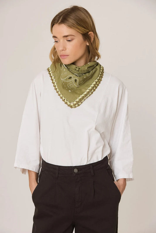 indi-and-cold-bandana-with-crochet-trim-green-model-front-view