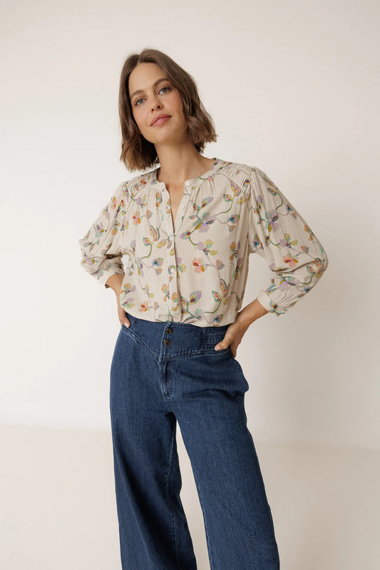 Indi & Cold - Shirt with gathered detail - Floral print