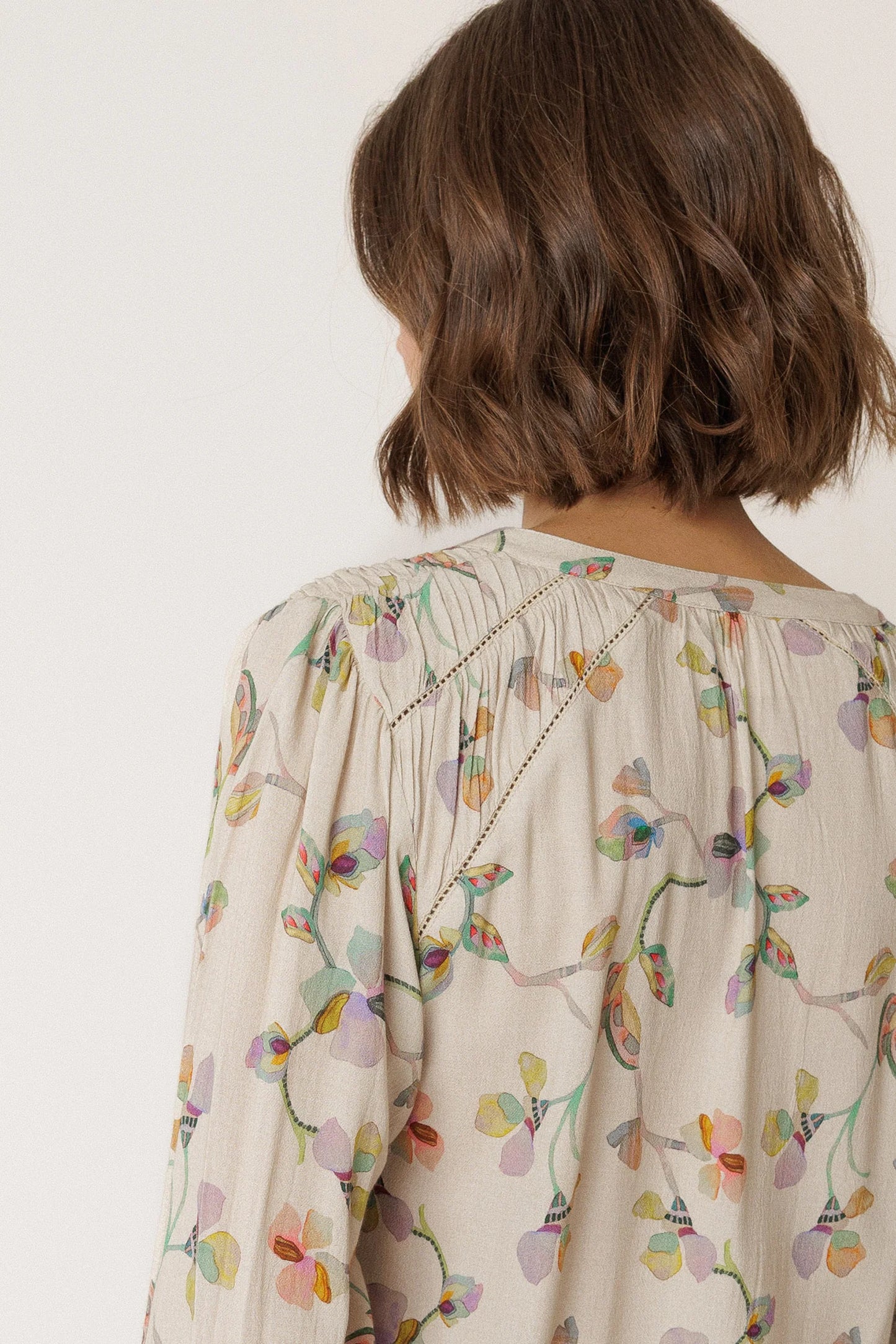 Indi & Cold - Shirt with gathered detail - Floral print