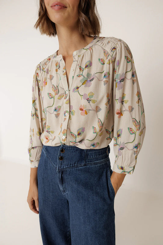 Indi & Cold - Shirt with gathered detail - Floral print